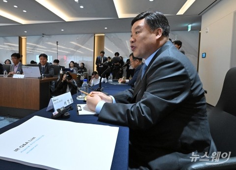 셀트리온 합병 후 계획 발언하는 서정진 회장