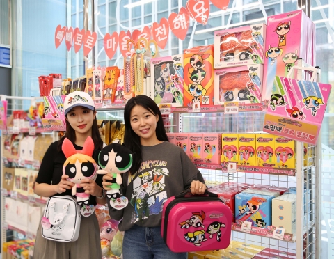편의점 업계, '빼빼로데이' 행사 총력···캐릭터 상품 힘줬다