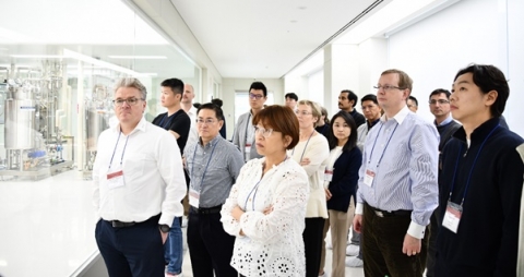 한미약품, 글로벌 제약바이오 전문가 70여명에 '평택 바이오플랜트' 소개