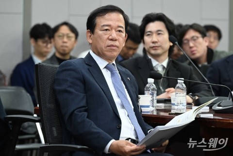 토큰증권 토론회에 참석한 서유석 금투협회장