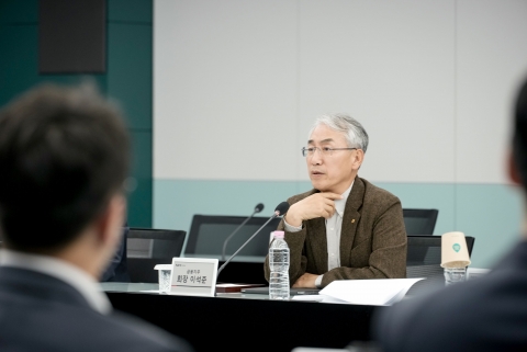 이석준 농협금융 회장, 비은행계열사‧디지털‧글로벌 강화 현안 산적