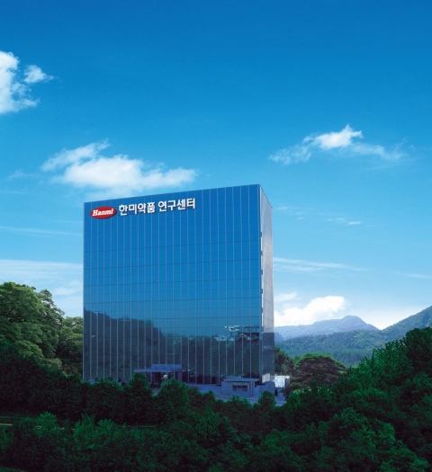 한미약품 장·차남, 母 송영숙 회장과 특수관계 해소