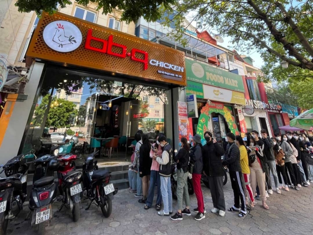 BBQ, 동남아 K-치킨 이끈다···베트남 '부팜함점' 오픈