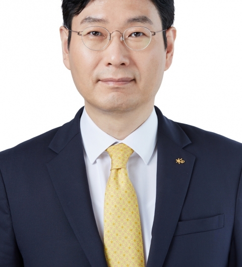 이창권 KB국민카드 대표 유임···"모바일 플랫폼 강화 인정"