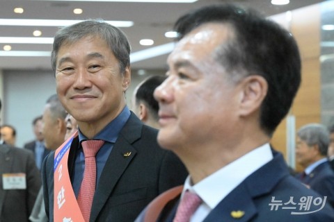 미소짓는 한승구 제29대 대한건설협회 회장 후보···차기 협회장 '당선'