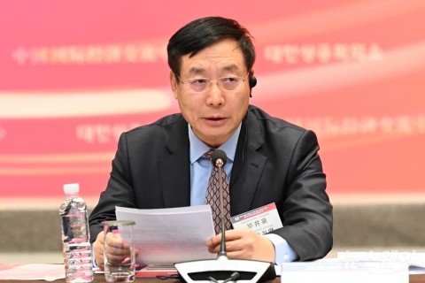 개회사하는 비징취안 CCIEE 상무부이사장