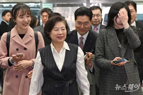 현정은 현대그룹 회장 &quot;ESG경영과 디지털 혁신으로 새로운 미래 준비&quot;