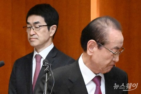 태영 앞에 놓인 두 갈래길···양극단 선례 주목