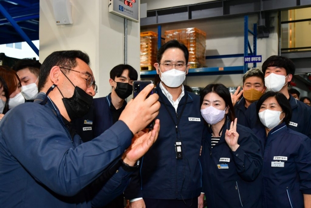 이재용 '상생 경영' 올해도 계속된다···'기부페어' 233억원 약정