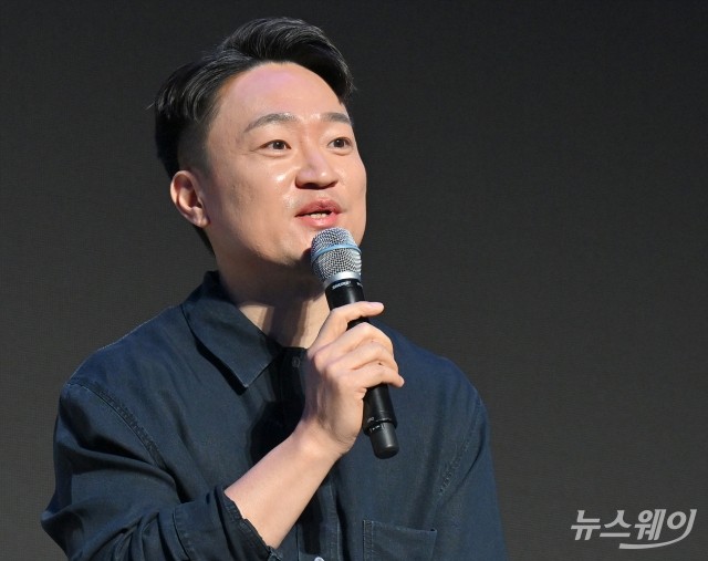안에선 분열, 밖에선 분노···카톡 개편 두고 홍민택 책임론↑