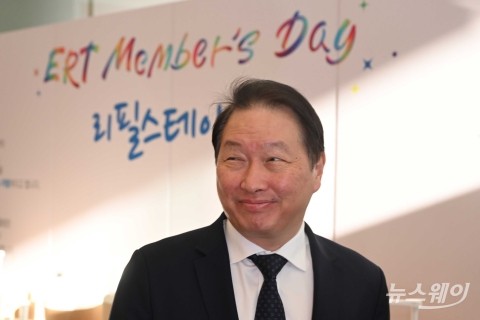 미소 짓는 최태원 대한상공회의소 회장 겸 新기업가정신협의회 의장
