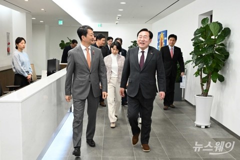 안덕근 산업부 장관·김기문 중기중앙회장···'원팀' 강조