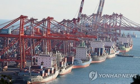 KDI, 올해 경제성장률 2.2% 전망 유지···수출은 회복·내수 약화