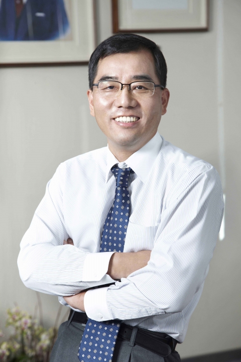 CJ그룹 인사 단행···첫 공채 출신 부회장 강신호 CJ제일제당 대표 올라
