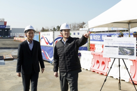 '삼바' 방문한 이재용 &quot;한계 돌파하자&quot;