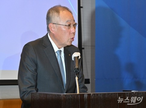 류진 한경협 회장 &quot;청년일자리 창출 앞장설 것&quot;