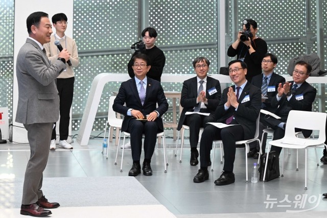 '해외건설 수주전망' 주제 발표하는 이경수 삼성물산 부사장