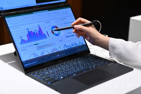 "오늘이 가장 싸다"···메모리發 '가격 쇼크'에 PC값 줄인상 시작