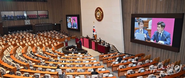 '경제 분야 대정부질문' 답변하는 박상우 국토부 장관