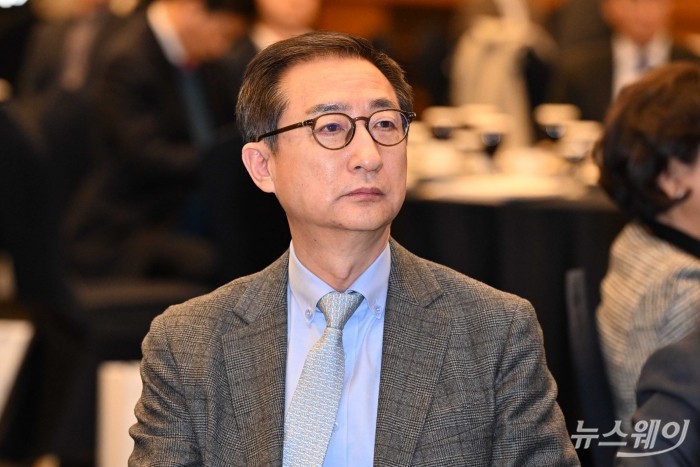 조용일 전 현대해상 대표가 서울 중구 대한상공회의소에서 열린 제25대 서울상의 회장 선출 관련 서울상공회의소 정기총회에 참석해 자리하고 있다. 사진=강민석 기자 kms@newsway.co.kr