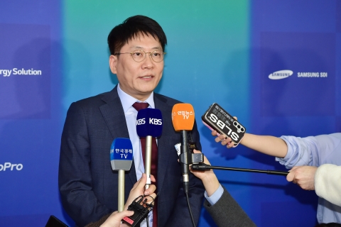 김동명 LG엔솔 사장 &quot;전고체 배터리, 시간 걸려도 제대로 만들 것&quot;