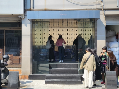 믹스에 빠져 돌아온 김봉진 &quot;싱가포르 찍고 미국 가야죠&quot;