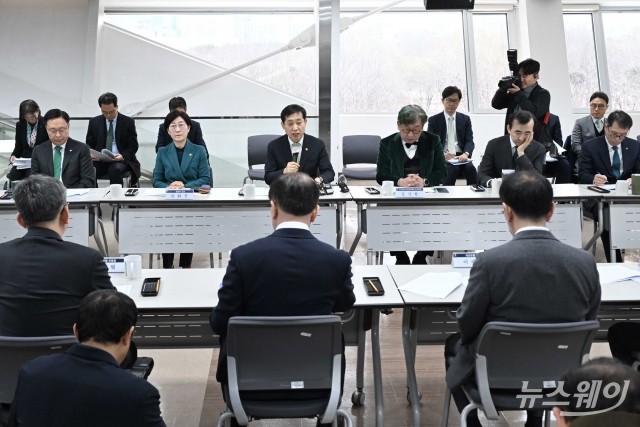 정책금융기관장과 은행장들 만난 김주현 위원장