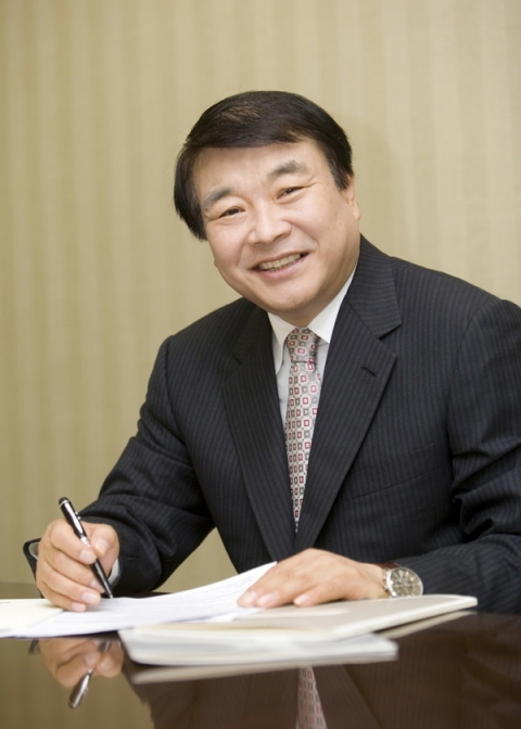 김상철 한컴 회장, 작년 연봉 15억원