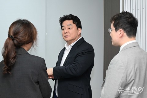 백종원 '더본코리아', 6년만에 IPO 재도전···코스피 상장예심 청구