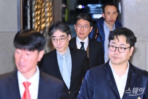 '한미사이언스 제51기 정기 주주총회' 향하는 임종윤·임종훈