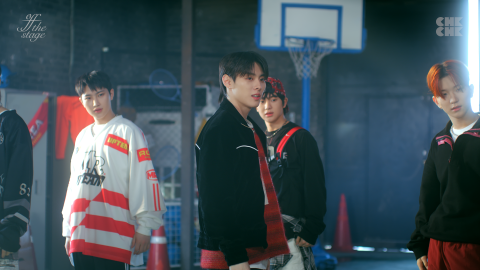 완전체 돌아온 THE NEW SIX, 'FUEGO'로 '오프 더 스테이지' 출격