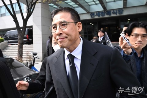 부친 빈소 나서는 조현문 전 효성 부사장
