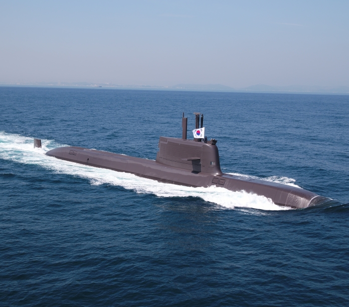 HD현대중공업이 4일 해군에 인도한 3000톤급 잠수함 신채호함의 시운전 모습. 사진=HD현대중공업 제공