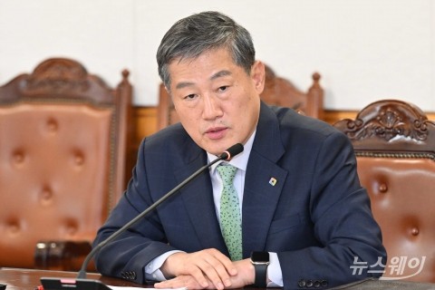 정완규 여신협회장 &quot;3년마다 손보는 카드수수료 제도, 유연한 운영 필요&quot;