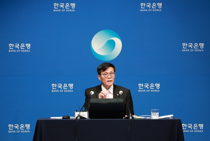 이창용 한국은행 총재가 12일 오전 통화정책방향 관련 기자간담회에서 발언하고 있다. 사진=한국은행 제공