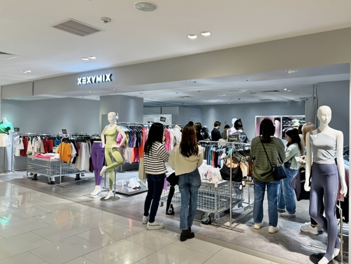 젝시믹스가 일본 오사카 다이마루 백화점 우메다점에서 1호 정식매장을 오픈했다. 사진=젝시믹스 제공
