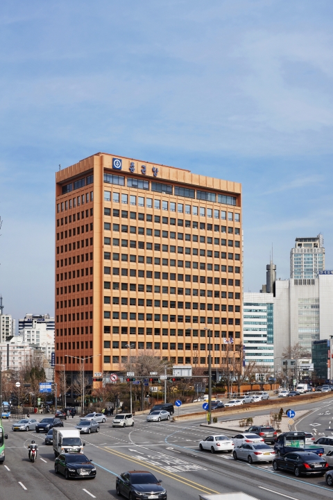 종근당-큐리진, 유전자치료제 도입 계약 체결···표재성 방광암 치료제 개발