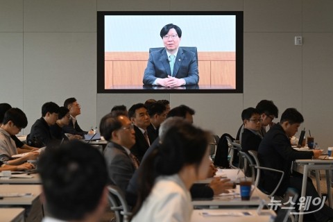 투자업계 한 목소리 &quot;정교한 추진 방법 제시해야&quot;