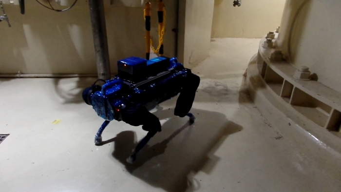 한수원이 고리1호기 해체 제염작업에 자율주행 로봇을 최초 활용한다. 사진=한수원 제공