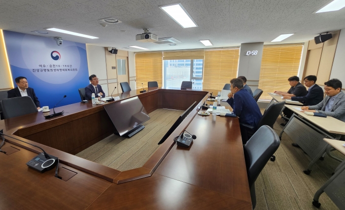 명창환 전라남도 행정부지사가 9일 서울에 있는 '여수·순천 10·19사건 진상규명 및 희생자 명예회복위원회'를 방문, 역사적 진실을 밝히는데 최선을 다해줄 것을 요청하고 있다.