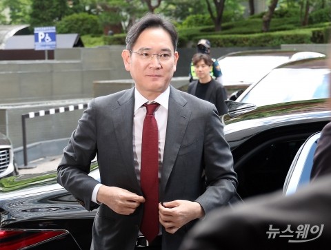 &quot;중동 시장 잡아라&quot;···이재용 등 재계 총수, UAE 대통령 간담회 총출동