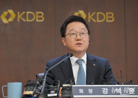 강석훈 산은 회장 &quot;우리경제 재도약 이끄는 첨병 되겠다&quot;