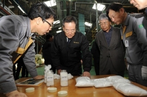 태광산업, 저융점섬유 생산 중단···"시황 회복 어렵다고 판단"