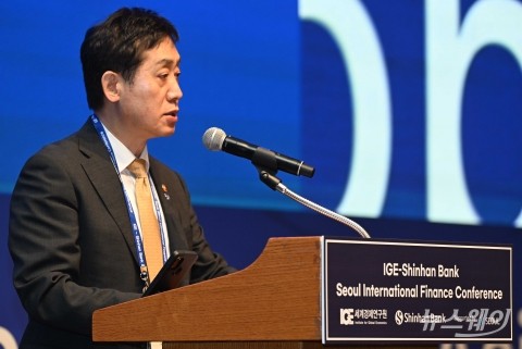 김주현 위원장 &quot;디지털, 금융과 불가분 관계···책임있는 발전 필요&quot;