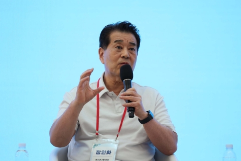 장인화 포스코 회장 &quot;시가총액 200조 목표, 기업가치 달성하자&quot;