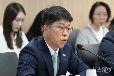  &quot;서울 집값 굉장히 높은 상태···안정적 주택공급 할 것&quot;(일문일답)