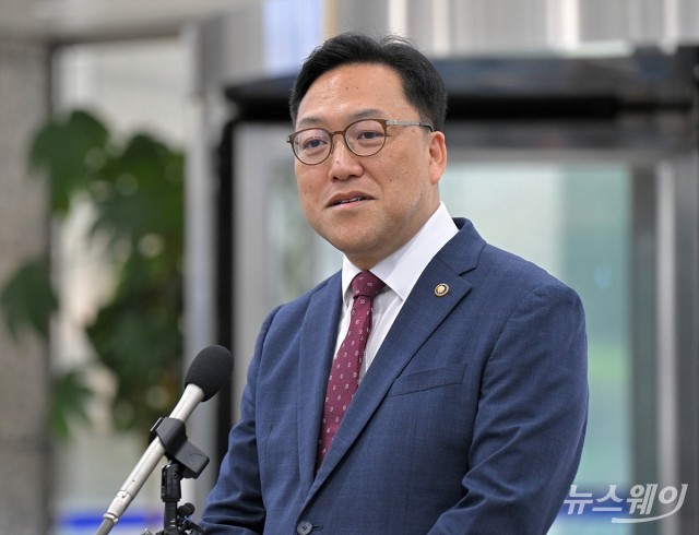 김병환 후보자 "과도한 부채 의존 안 돼···금투세 폐지해야 "(종합)