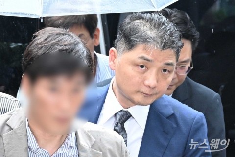 '구속 후 첫 공판' 카카오 김범수 &quot;檢 주장 상식적이지 않아&quot;