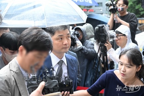 초유의 총수 공백 사태···카카오 내부선 &quot;와해될 수도&quot;
