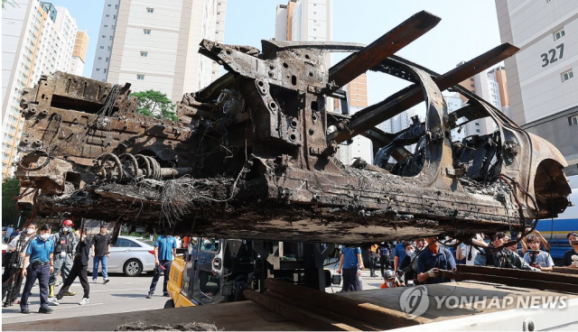 벤츠도 배터리 정보 공개···전기차 81%에 中 배터리